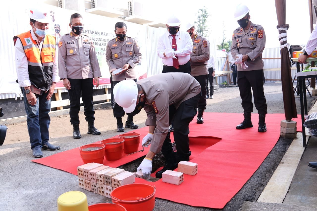 Kapolda Sumsel Letakan Batu Pertama Pembangunan Gedung Direktorat