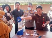 Kejari Basel Musnahkan Sejumlah Barang Bukti Tindak Pidana