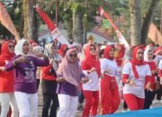 Peringati HUT RI ke-78, Senam Aerobik Bersama di Muba Bertabur Doorprize