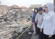 Pemkot Palembang Bantu Korban Kebakaran