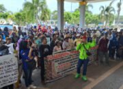 15 Tahun Tak Diberikan Plasma oleh PT Kelantan Sakti, Ratusan Massa Datangi Pemkab dan DPRD OKI