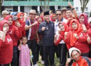Pj Bupati Apriyadi Mahmud Saksikan dan Berikan Semangat Peserta Lomba Tradisional
