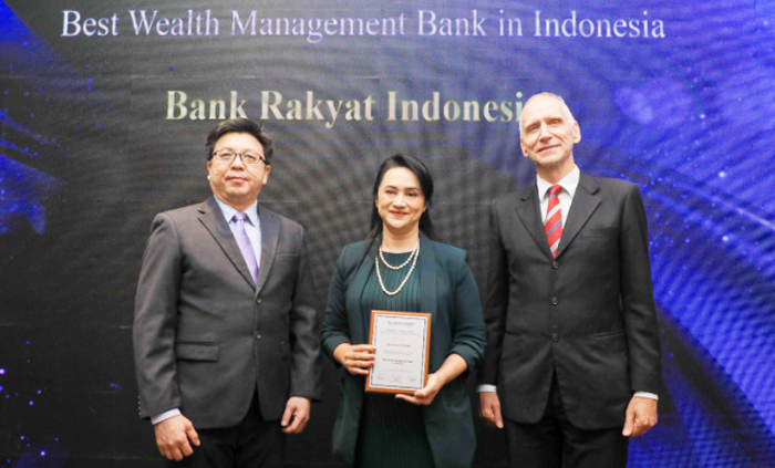 Ciamik! BRI Raih Penghargaan Best Wealth Management Bank In Indonesia ...