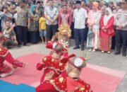 Bupati Bangka Selatan Hadiri Kawen Heredek di Desa Serdang