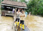 Debit Air Makin Tinggi, Jalan Penghubung di Dusun Pj. Bupati Apriyadi Amblas