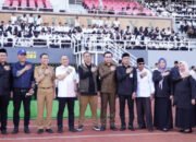 Ratu Dewa Sampaikan Wejangan untuk Puluhan Ribu Anggota KPPS Palembang Dilantik