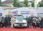 Beri Apresiasi! BRI Bagikan Mobil Kepada Agen BRILink Berprestasi