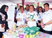 Agus Fatoni Buka Bazar Ramadhan dan Pasar Murah