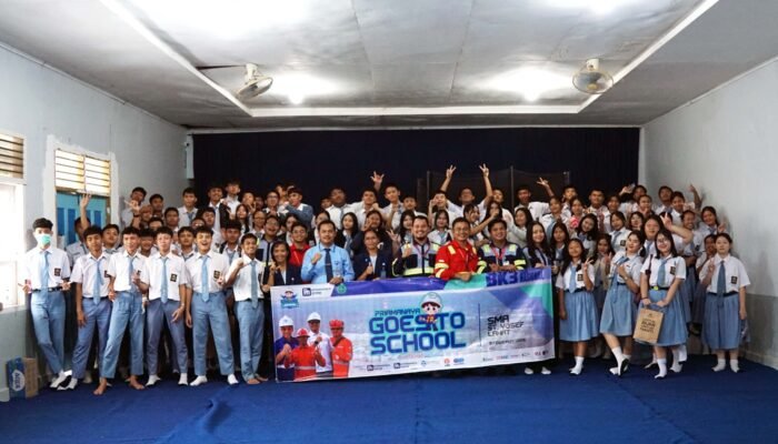 Priamanaya Group Goes To School ke SMAN 4 dan Santo Yosef Lahat