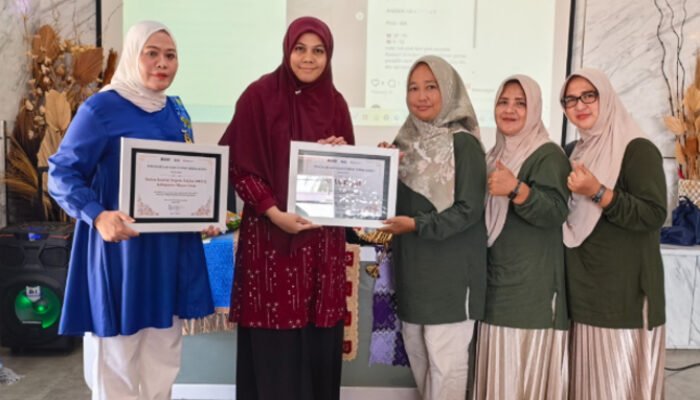 Dorong Kemandirian Ekonomi, PTBA dan BKMT Muara Enim Gelar Kelas Kreasi Vol.7