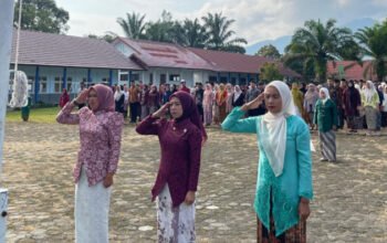 Kenalan Kebaya Teladani Kartini