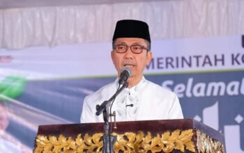 Dewa Sholat Idul Adha Bersama Ribuan Jemaah di Masjid Agung