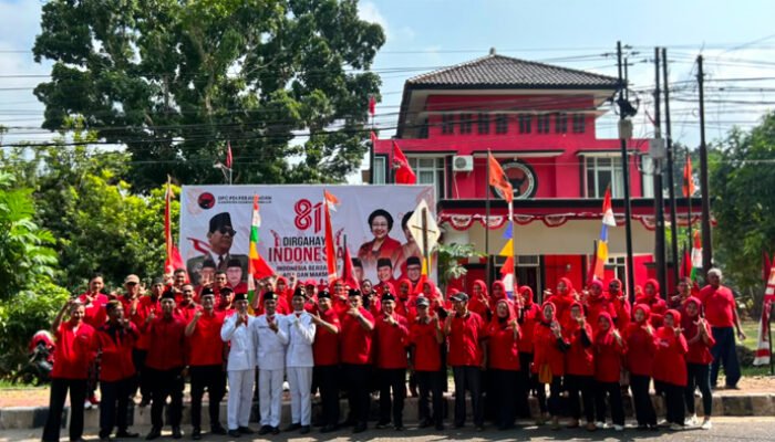 HUT ke-81 RI, DPC PDI Perjuangan OKI Gelar Upacara Bersama Kader