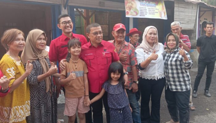 H. Devi Suhartoni Kunjungi Korban Kebakaran di Cintaraja, Sampaikan Dukungan dan Doa