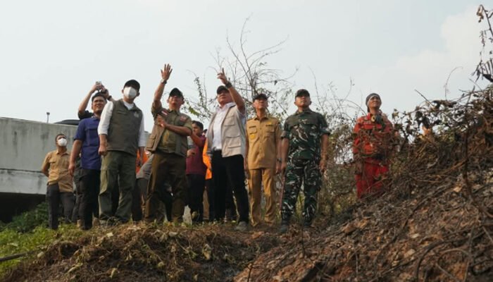 Menhut dan Kepala BNPB Tinjau Karhutla OKI, 11 Fire Spot Jadi Perhatian