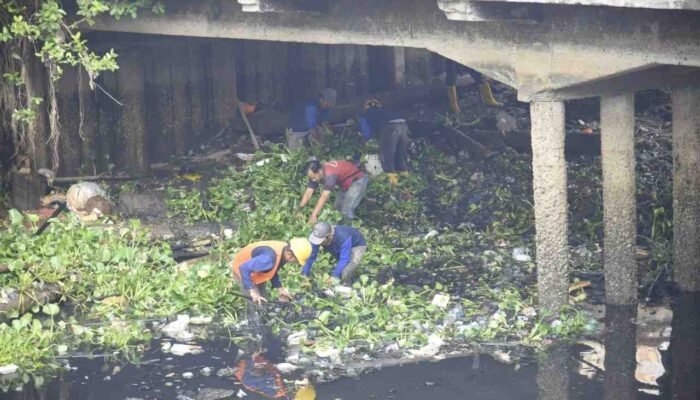 Antisipasi Banjir, Dinas PUPR Kota Palembang Normalisasi Anak Sungai