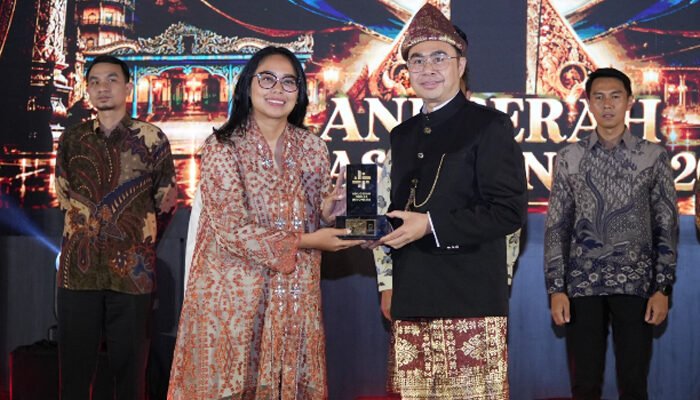 Wujudkan Transformasi Nyata, PTBA Raih Tiga Penghargaan Anugerah Humas Indonesia 2026