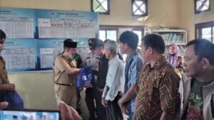 Ratusan Warga Terdampak Banjir di OKU Terima Bantuan dari Pemerintah
