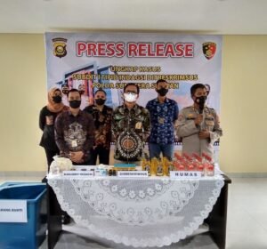 Ditreskrimsus Polda Sumsel Ungkap MIRAS Oplosan