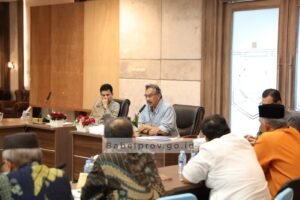 Hari Pertama Kerja, Pj Gubernur Gelar Rapat  Bersama Pejabat Pemprov Babel