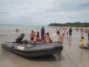 Polair Polres Bangka Terjunkan Personil Amankan Objek Wisata Pantai Pasca Lebaran