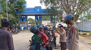 Polres Bangka Barat Terus Pantau Arus Balik Lebaran di Tanjung Kalian