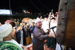 Herman Deru Gemakan Takbir di Griya Agung