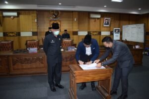 DPRD OKU Gelar Paripurna Pembukaan LKPJ TA 2021