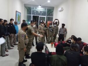 Satpol PP Belitung Malah Temukan Pasangan Gay Saat Lakukan Razia