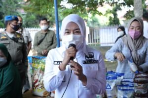 Fitri Berharap Selisih Harga Bahan Pokok di Pasar dan Bazar Murah Ringankan Masyarakat