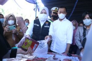 Masyarakat Antusias Sambut Bazar Ramdan di Kantor Camat Gandus