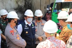 Herman Deru Dampingi Kapolri Tinjau Produksi-Distribusi Minyak Goreng Curah di Banyuasin&nbsp;