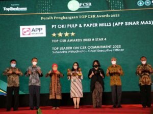 Penuhi Standar Global Penerapan CSR, OKI PULP Raih Top CSR Award 2022