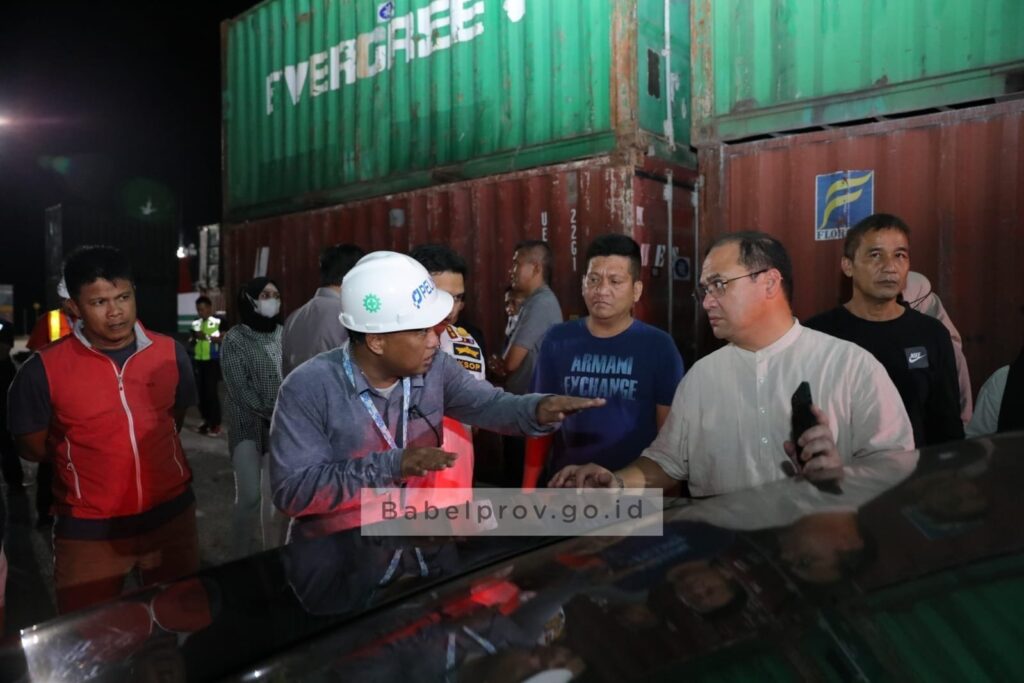 Erzaldi Sigap Respon Penerangan Di Pelabuhan Tanjungpandan Beritamusi 3375