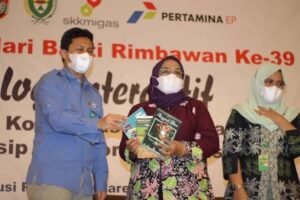 Hj Suwarti Hadiri Kegiatan Hari Bakti Rimbawan