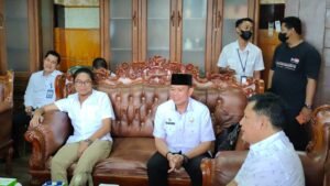 Teddy Meilwansyah Silaturahim Ke DPRD OKU