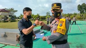 Polres Bangka Barat Beri Reward pada Anggotanya yang Ajak Masyarakat untuk Vaksinasi
