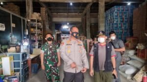 Gudang Sembako di Bangka Barat Disidak