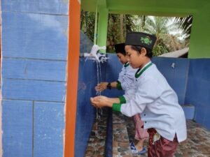 Kini, Santri di Ponpes Az Zayad Lil Ulum Bisa Nikmati Air Bersih