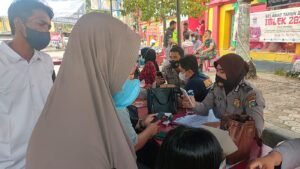 Polres Bangka Barat Fasilitasi Masyarakat untuk Vaksinasi Booster