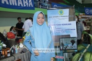 Bahagianya Siswa SMK Kesehatan, Gubernur Buka Peluang Wujudkan Cita-Cita