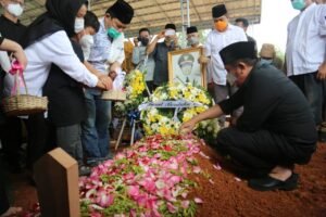 Herman Deru : Pak &nbsp; Husni Sosok&nbsp; Panutan yang Menginspirasi