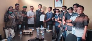 Desak Perusahaan Peduli Jalan di Sekitar HGU
