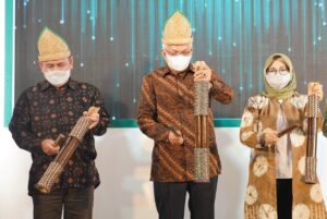Mawardi Yahya Buka Pameran Hasil Kegiatan Restorasi Gambut Pertama di Indonesia