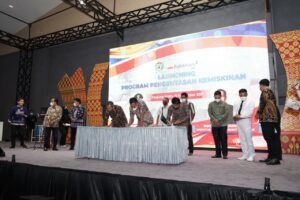 Bukit Asam Luncurkan Program Pengentasan Kemiskinan untuk Warga Muara Enim