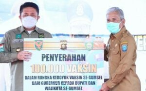Wakili Kepala Daerah se-Sumsel, Bupati OKI Terima 100.000 Dosis Vaksin COVID-19