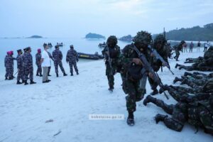 TNI AL Gelar Latihan Ratsus di Pulau Belitung
