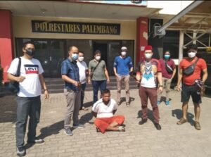Meresahkan dan Ancam Tetangga Pakai Pedang, Pria di Palembang Diamankan Petugas