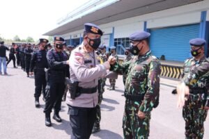 100 Personel Sat Brimob Polda Sumsel Berangkat ke Papua Amankan PON 2021