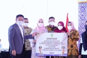 Herman Deru Apresiasi OKU Timur Peringkat IV Produksi Padi Tertinggi di Indonesia